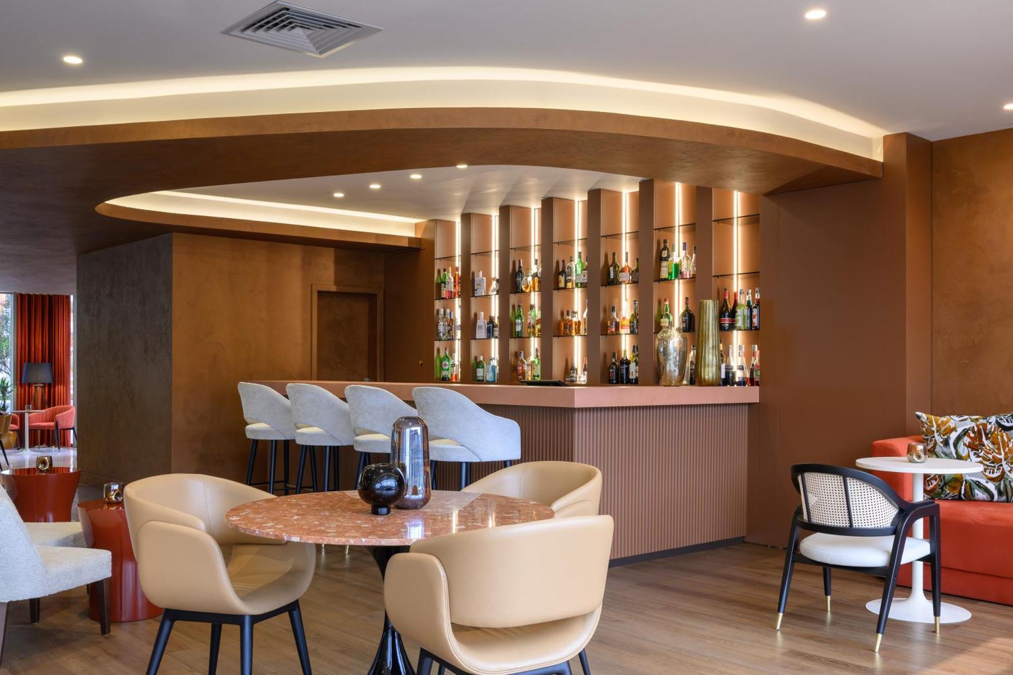 Aeminium, Affiliated By Melia Coimbra